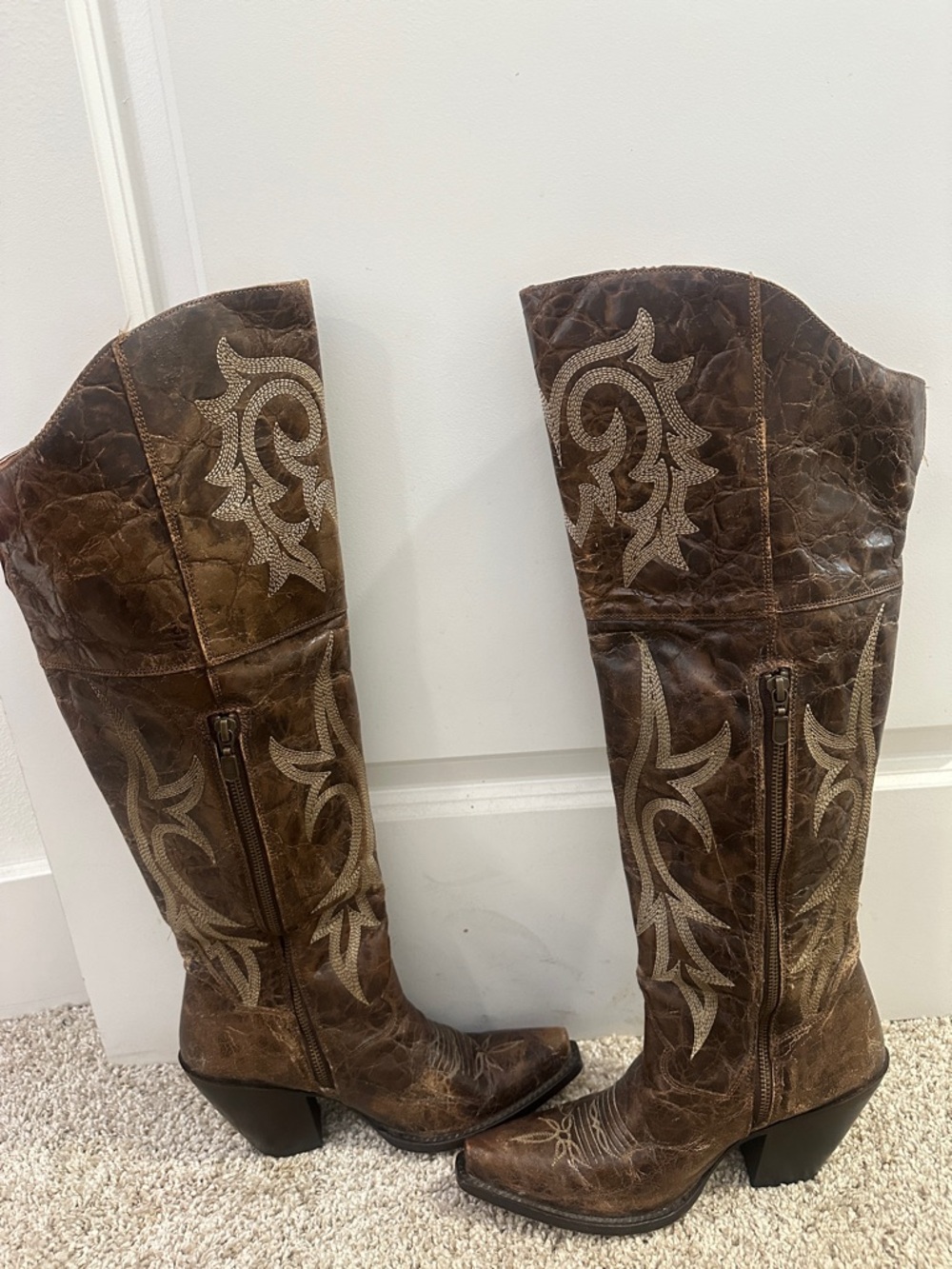 Dan Post Brown Leather Embroidered Knee-High Cowboy Boots Women's Size 8.5 EUC - Picture 5 of 7